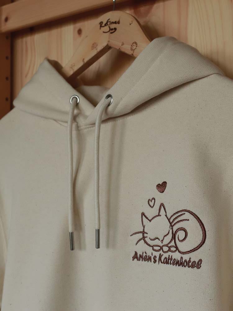 Arièn's Kattenhotel - Refined Work Apparel